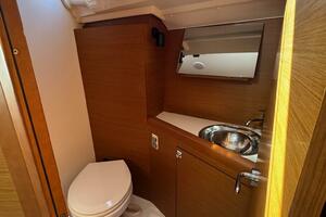 34ft Jeanneau Yacht For Sale