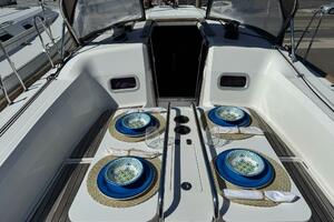 34ft Jeanneau Yacht For Sale