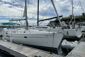 1998 Beneteau thumbnail 1