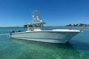 MISS MAE 2014 Freeman 37VH Yacht For Sale in FORT LAUDERDALE FL