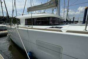 2016 Lagoon 400 S2 thumbnail 6