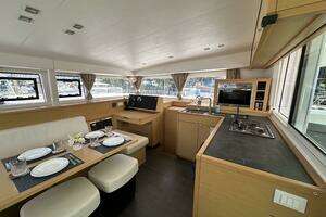 2016 Lagoon 400 S2 thumbnail 43