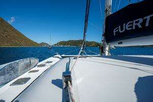 Fuerte III 2005 Lagoon 67 Yacht For Sale in Road Town 