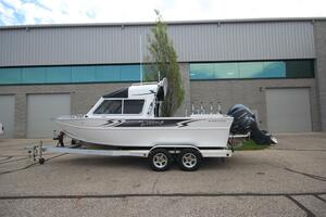 2023 Weldcraft 210 Revolution PHT