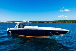 41FT (12.5M) CIGARETTE yacht for sale