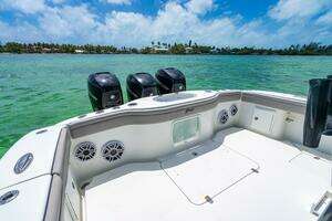 2015 Yellowfin CC thumbnail 51