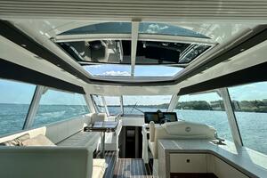 48FT (14.63M) CRUISERS YACHTS