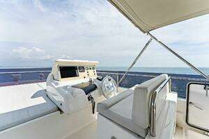 2013 Ferretti Yachts 620 thumbnail 47
