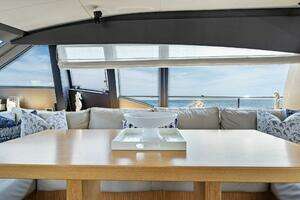 2013 Ferretti Yachts 620 thumbnail 17