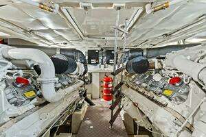 2013 Ferretti Yachts 620 thumbnail 61