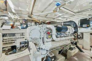 2013 Ferretti Yachts 620 thumbnail 63