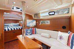 2018 Beneteau 41.1 thumbnail 43