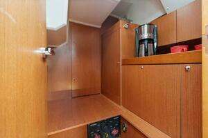 2018 Beneteau 41.1 thumbnail 48