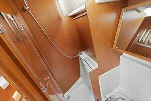 2018 Beneteau 41.1 thumbnail 59