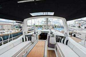 2018 Beneteau 41.1 thumbnail 33