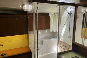 2013 Beneteau Oceanis 48 thumbnail 44