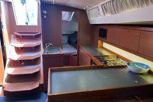 2013 Beneteau Oceanis 48 thumbnail 22