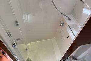 2013 Beneteau Oceanis 48 thumbnail 36