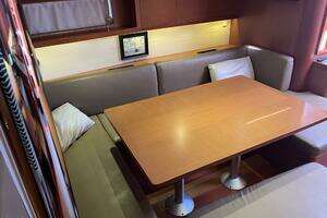 2013 Beneteau Oceanis 48 thumbnail 15