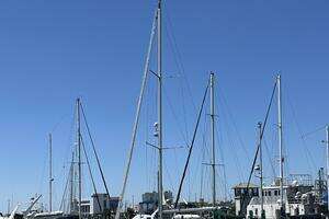 2013 Beneteau Oceanis 48 thumbnail 64