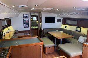 2013 Beneteau Oceanis 48 thumbnail 17