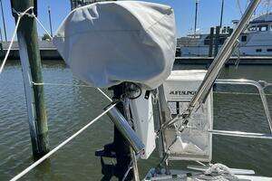2013 Beneteau Oceanis 48 thumbnail 52