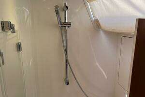 2013 Beneteau Oceanis 48 thumbnail 37