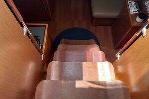 2013 Beneteau Oceanis 48 thumbnail 13