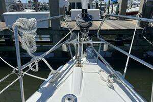 2013 Beneteau Oceanis 48 thumbnail 59