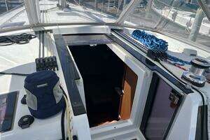 2013 Beneteau Oceanis 48 thumbnail 54
