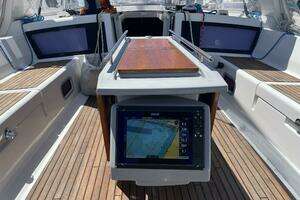 2013 Beneteau Oceanis 48 thumbnail 49