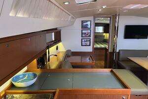 2013 Beneteau Oceanis 48 thumbnail 18