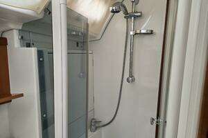 2007 Beneteau 49 thumbnail 27