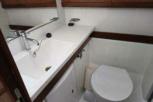 2007 Beneteau 49 thumbnail 41
