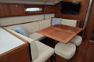 2007 Beneteau 49 thumbnail 36