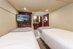 2007 Sea Ray 48 Sundancer thumbnail 37