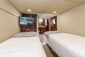 2007 Sea Ray 48 Sundancer thumbnail 37