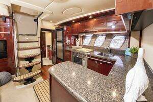 2007 Sea Ray 48 Sundancer thumbnail 22