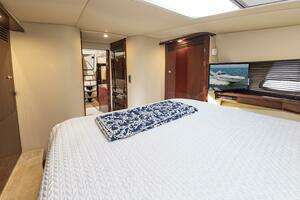 2007 Sea Ray 48 Sundancer thumbnail 26