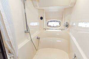 2007 Sea Ray 48 Sundancer thumbnail 29