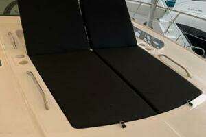IDLE TIME 2008 Sea Ray 550 Sundancer Yacht For Sale in Stillwater MN