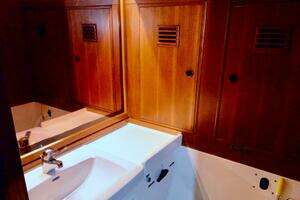 1983 Nautor Swan 651 thumbnail 18