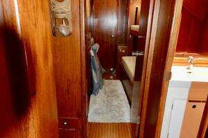 1983 Nautor Swan 651 thumbnail 8