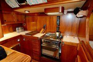 1983 Nautor Swan 651 thumbnail 7