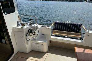 2013 Ranger Tugs R-31 CB thumbnail 20