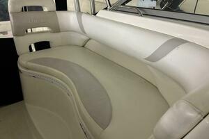 32ft Boston Whaler Yacht For Sale