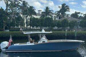  2021 Mag Bay 33 Yacht For Sale in Jupiter, FL