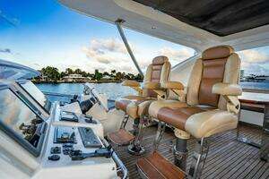VITAMIN SEA 2011 Azimut Fly Yacht For Sale in Fort Lauderdale FL