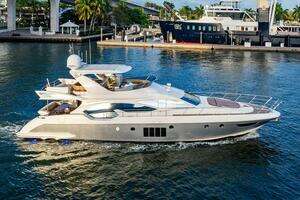 VITAMIN SEA 2011 Azimut Fly Yacht For Sale in Fort Lauderdale FL