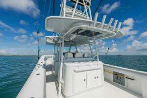 2019 Yellowfin 42 Center Console thumbnail 14